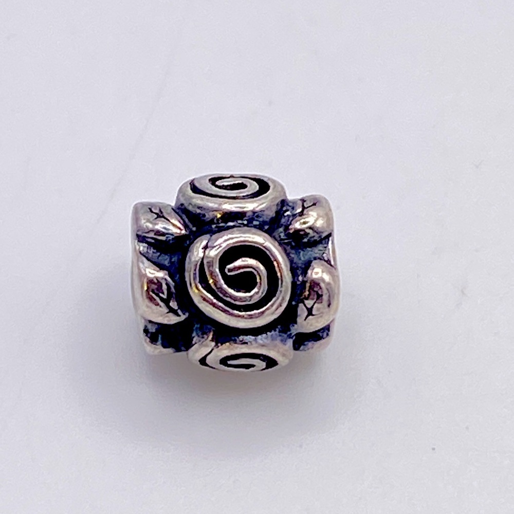 RETIRED PANDORA Rose Leaf Charm; 925 Sterling Silver; Pre-Loved